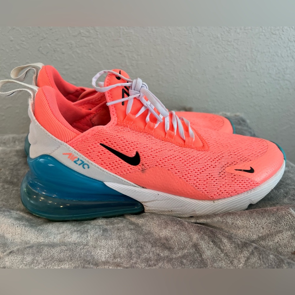 Nike Air 270